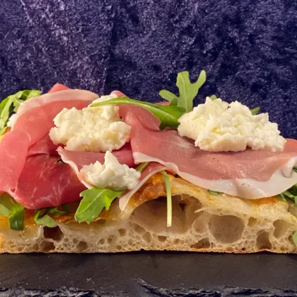 Pizza Parmaskinke & Rucola