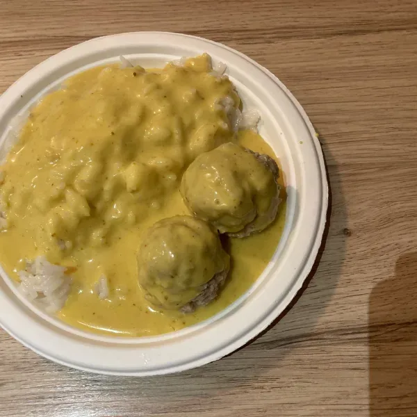 Børneportion - Boller i karry